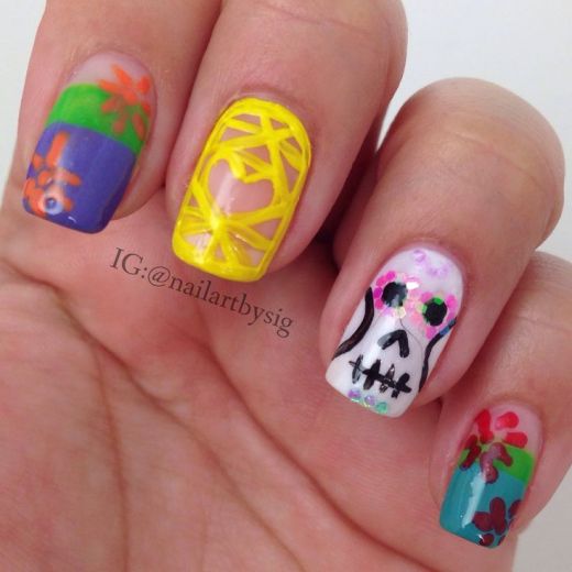 dia-de-los-muertos-nail-art