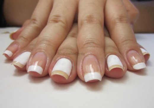 negative-space-french-manicure