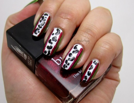 easy-to-do-christmas-nails